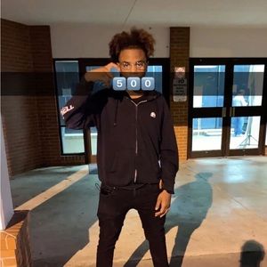 Meet your Posher, Antonio